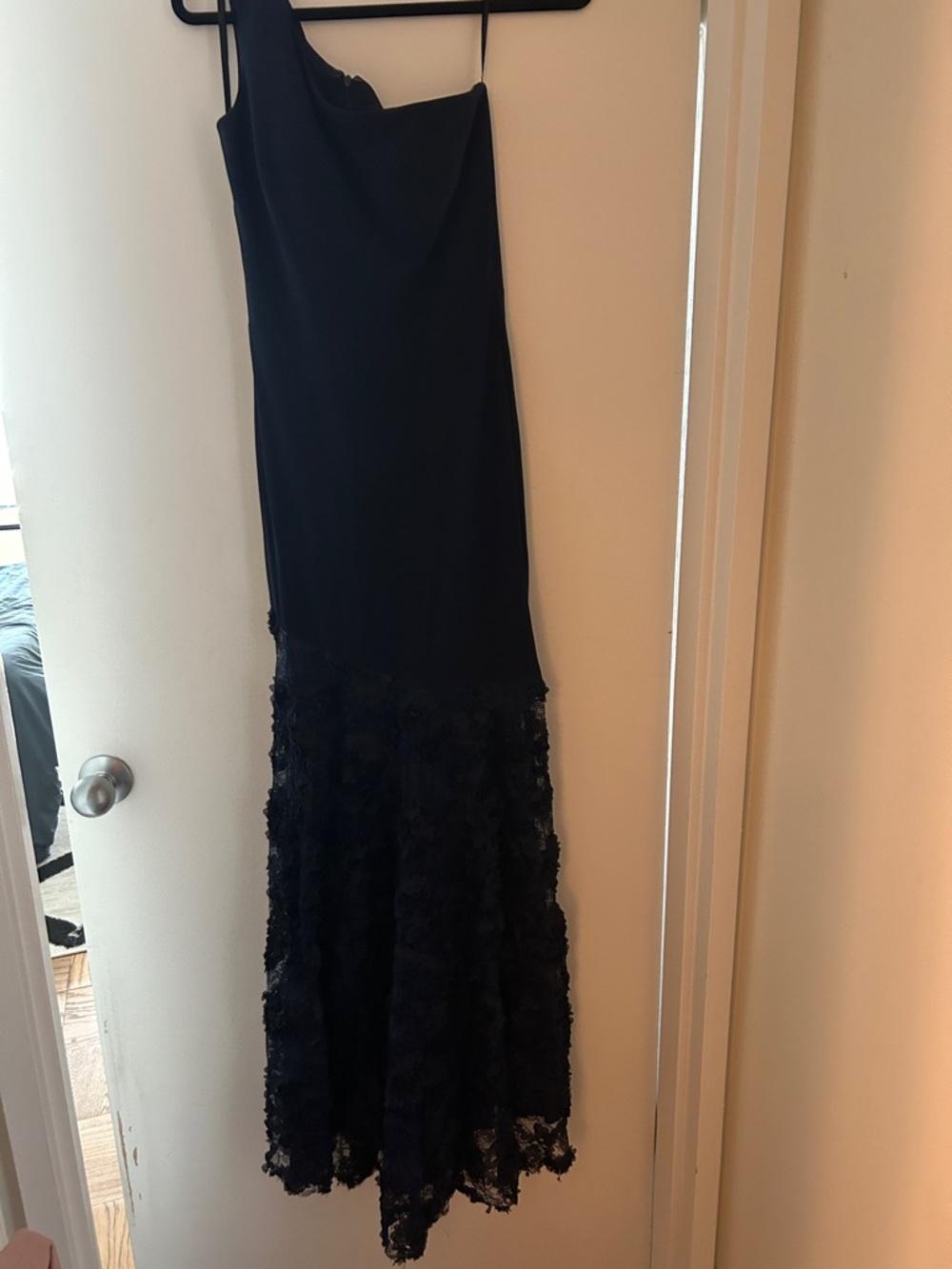 Aqua Black One-Shoulder Maxi Dress with Lace Hem